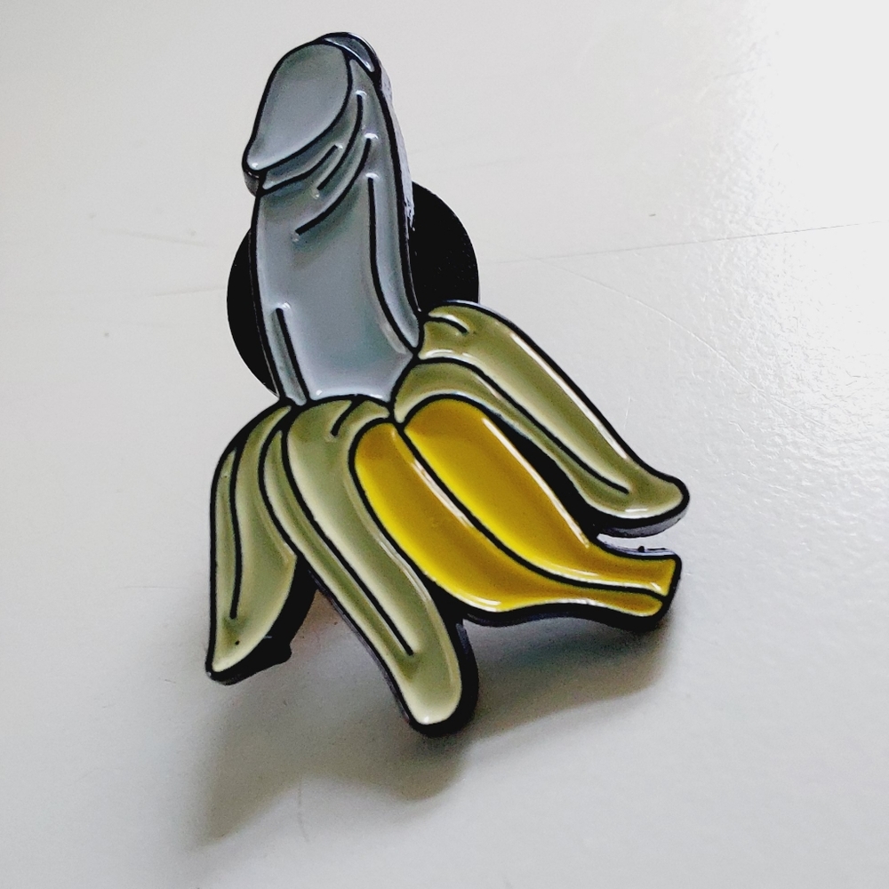 1" Cute Peni* Banana D*ck Head Lapel Hat Purse Pin. What a fun little statement! - Picture 3 of 8